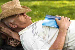 งีบกลางวันผู้สูงอายุปัญหาการนอนในผู้สูงอายุ